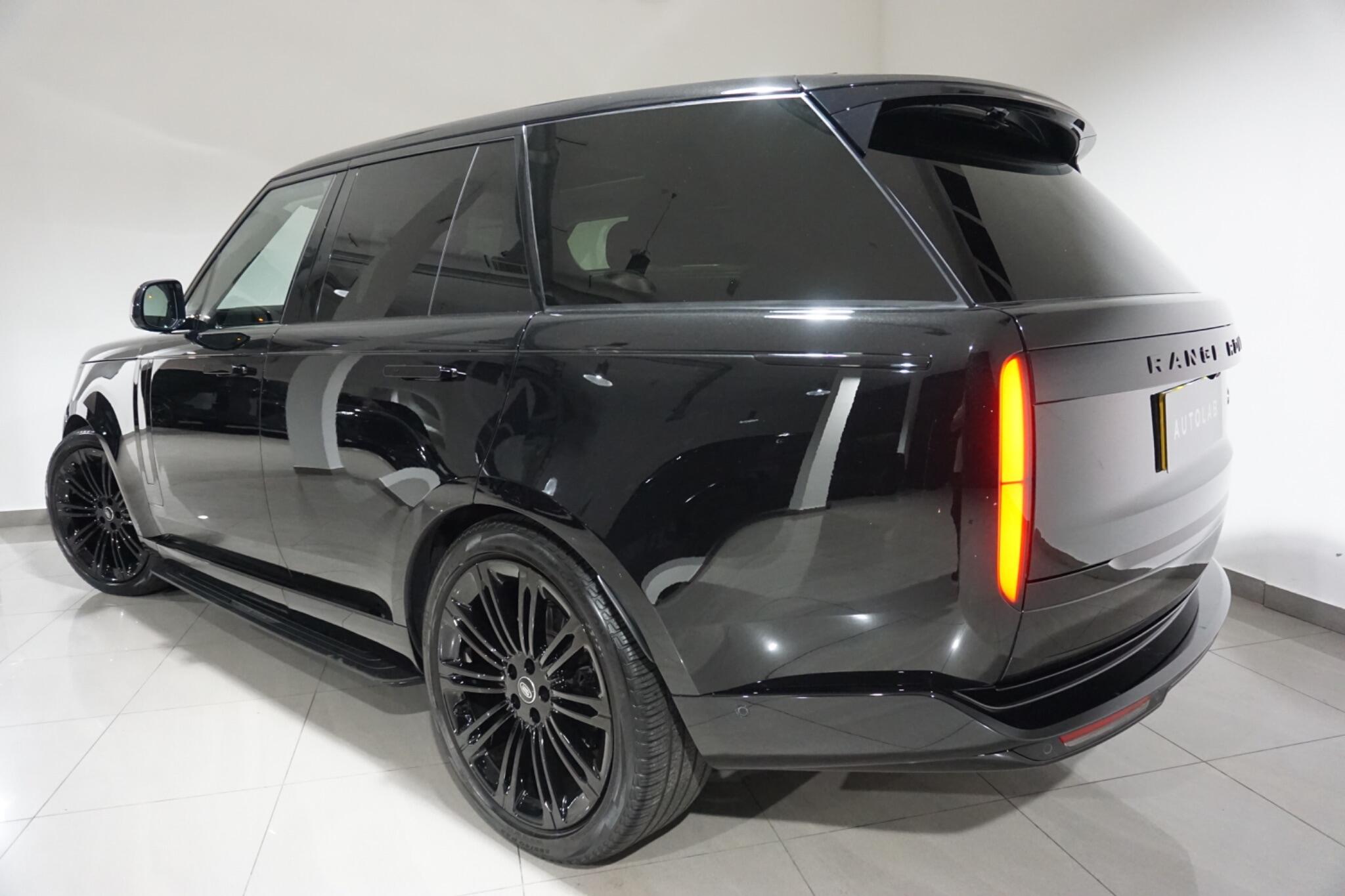 Land Rover Range Rover 3.0 D300 MHEV Autobiography Auto 4WD Euro 6 (s/s) 5dr